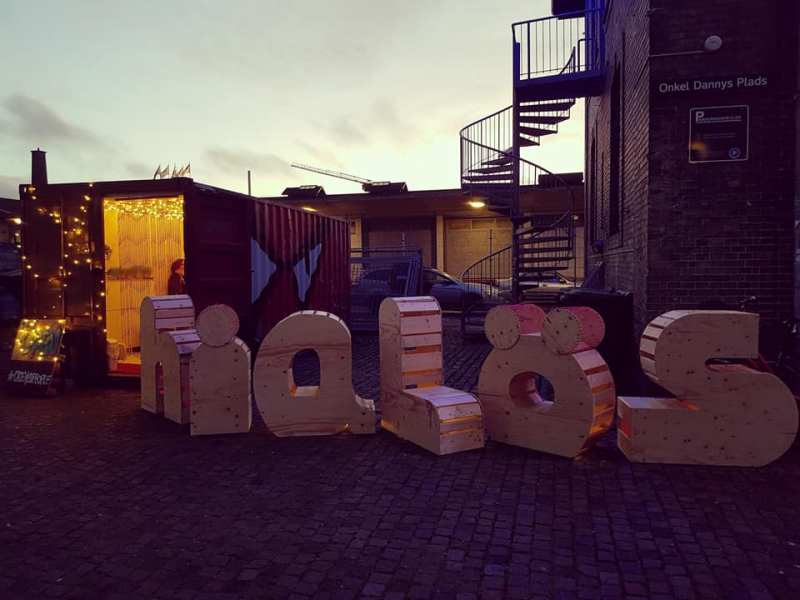 24232940_1944791722506318_53230319866072636_n